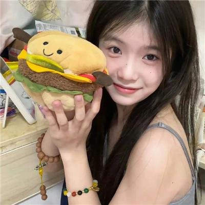 冰属性男子与酷酷女同事